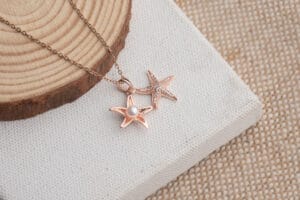 Trendy Style Star Pearl with Dimond Designed Rose Gold Chain Pendent