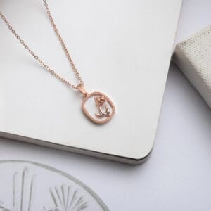 Trendy Style Dimond with Rose Flower Designed Rose Gold Chain Pendent