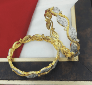 Trendy Style Silver Leaf Designed Gold Bangles